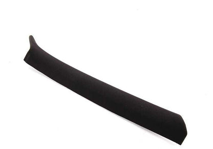 Cubierta embellecedora derecha para parabrisas OEM 51438152682 para BMW E31. Original BMW.