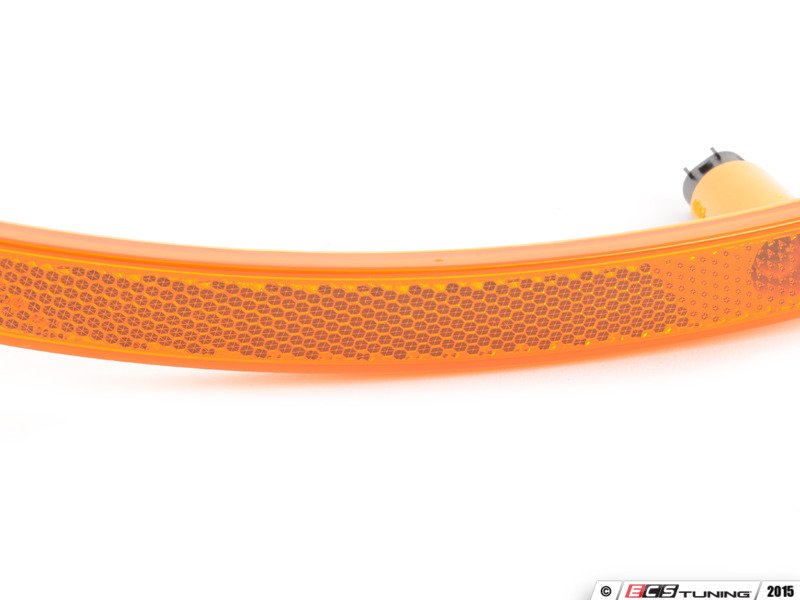 Luz de posición lateral trasera derecha OEM 63137212938 para MINI R56, R56 LCI, R57, R57 LCI Cooper, Cooper D… y más. Original MINI.