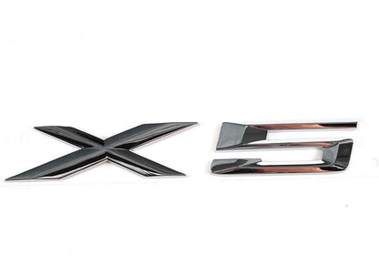 OEM -Klebstoff -Emblem 51148402675 für BMW x5 {e53} (alle kompatiblen Modelle). Original BMW.