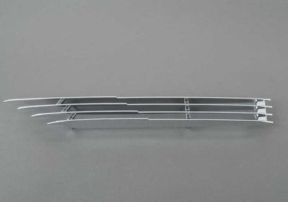Rejilla decorativa izquierda cromada OEM 51131827283 para BMW E30. Original BMW.