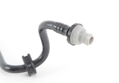 Tubo de vacío OEM 11667610751 para BMW E65 y E66 (735i, 735Li, 740i, 740Li, 745i, 745Li, 750i, 750Li) con motor N62/N62T. Original BMW.