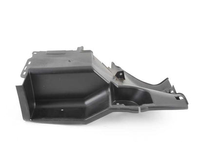 Conducto de aire delantero derecho OEM 51747052470 para BMW E63, E64. Original BMW.