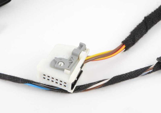 Kabelo lateral do motorista para BMW F30, F31, F35, F80 (OEM 61129259975). BMW original.