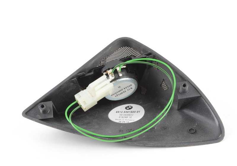Acute Right Rear Speaker OEM 65138361600 for BMW E36 {316g, 316i, 318tds}. Original BMW.