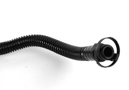 Tubo de retorno de aceite OEM 11157513903 para BMW E46. Original BMW.