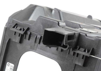 Conducto de aire para radiador OEM 51748054117 para BMW F80, F80N, F82, F82N, F83, F83N. Pieza original BMW.