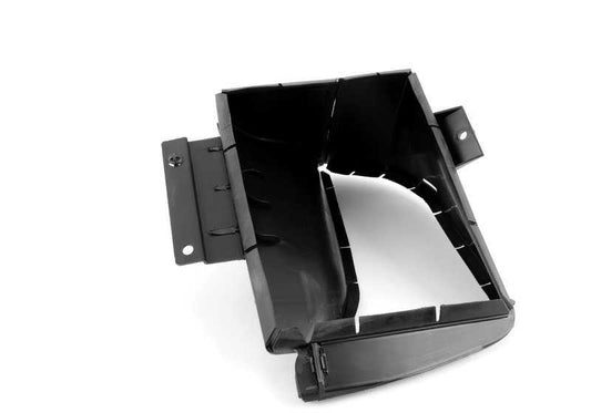Guía de aire del radiador delantero izquierda OEM 51748054265 para BMW F80, F80N, F82, F82N, F83, F83N. Pieza original BMW. Ideal para canalizar el aire hacia el radiador y mejorar la refrigeración.