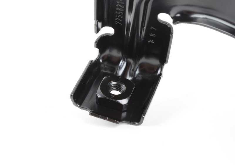 Soporte delantero izquierdo de aleta OEM 41358066939 para BMW F30, F30N, F31, F31N, F35, F35N, F80, F80N, F32, F32N, F33, F33N, F36, F36N, F82, F82N, F83, F83N. Original BMW.