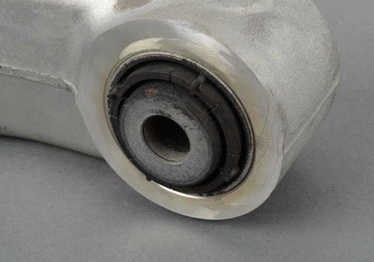 Brazo oscilante trasero derecho OEM 33326770952 para BMW X5 E70, E70N, F15, F85 y BMW X6 E71, E72, F16, F86. Original BMW.