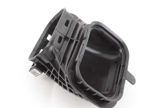 Tubo de admissão dianteiro para BMW Série 1 F20, F21; Série 2 F22, F23; Série 3 F30, F31, F34, F35, F80; Série 4 F32, F33, F36, F82, F83 (OEM 13717613156). BMW original