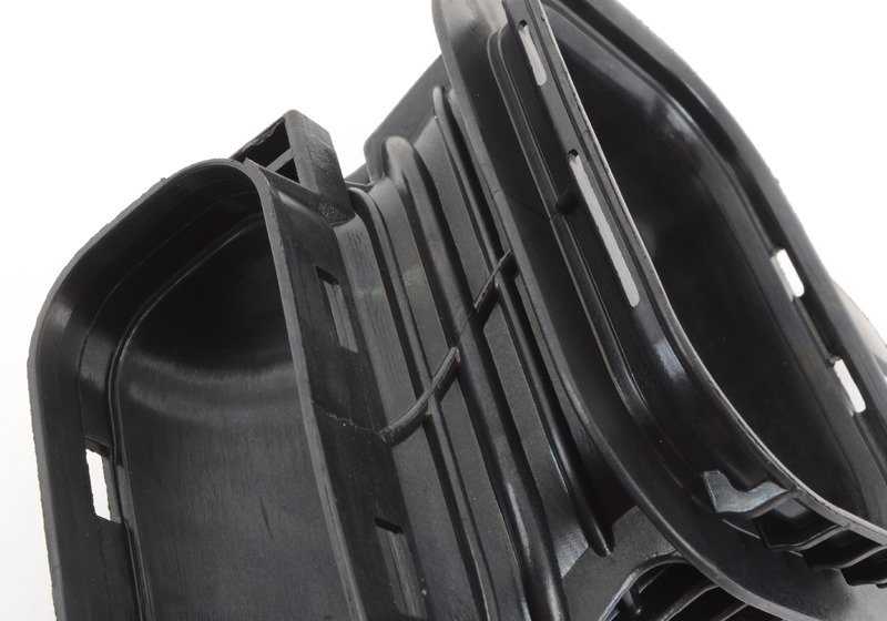 Conducto de aire para BMW F20, F21, F22, F23, F87, F30, F31, F34, F35, F80, F32, F33, F36, F82, F83 (OEM 13717613157). Original BMW