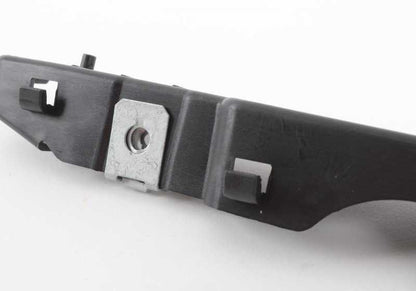 Soporte cubrecárter izquierdo OEM 51758056191 para BMW F87, F80, F82, F83. Original BMW.
