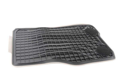 Alfombrillas todo clima delanteras OEM 51472348157 para BMW F32, F82 M4, F33, F36 Gran Coupé... y más. Original BMW.
