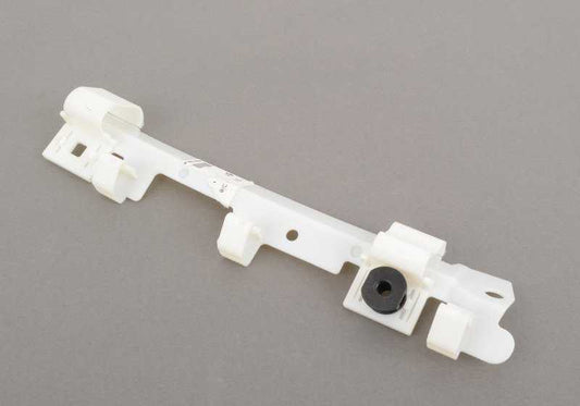 Soporte moldura pilar A izquierdo OEM 51438268167 para BMW Serie 3 (E46). Original BMW.