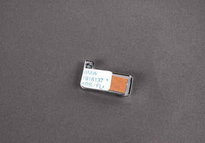 Emblema trasero adhesivo "I" OEM 51141916137 para BMW E21, E30, E12, E28, E24, E23, E32. Original BMW.