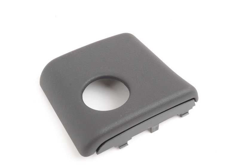 Linksabdeckung OEM 51168410977 für BMW Z3 E36 {Z3 1,8, 1,9, 2,0 mit M43, M44, M52} Motoren. Original BMW Stück. Schwarze Farbe für Versionen mit manueller und automatischer Änderung geeignet.