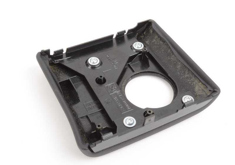 Linksabdeckung OEM 51168410977 für BMW Z3 E36 {Z3 1,8, 1,9, 2,0 mit M43, M44, M52} Motoren. Original BMW Stück. Schwarze Farbe für Versionen mit manueller und automatischer Änderung geeignet.