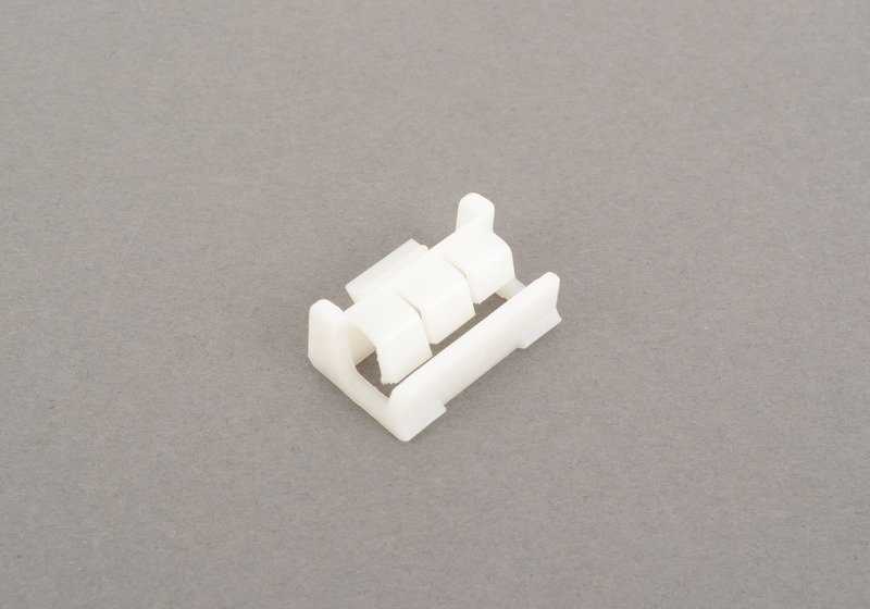 Clip sujeción modellatura esterna OEM 51138253271 per BMW E46 (316i Modelli, 318d) dal 2002 al 2005. BMW originale.