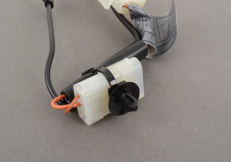 OM 61108400220 hard roof installation cable for BMW E36 and Z3. Original BMW.