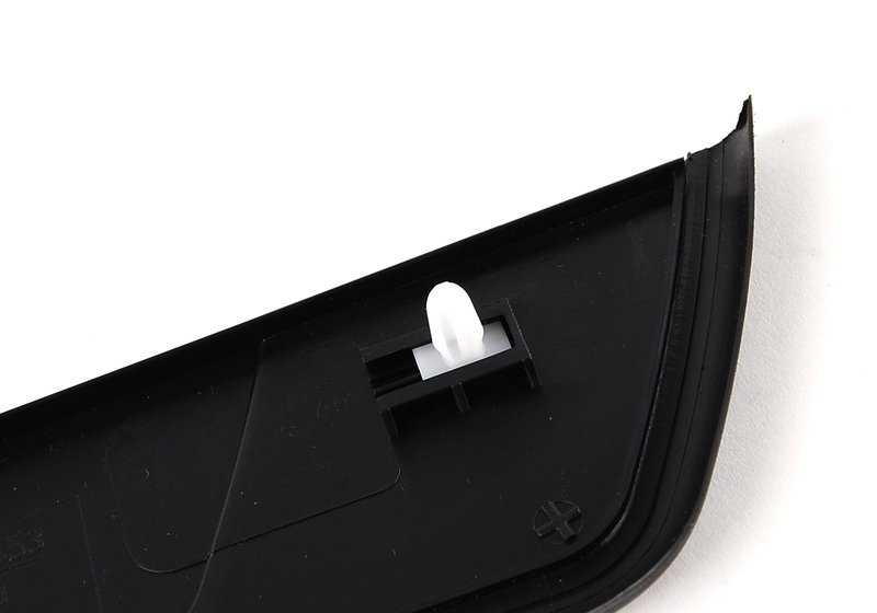 Embellecedor entrada puerta izquierda OEM 51477016653 para BMW Z4 {E85} Todos los modelos compatibles. Original BMW.