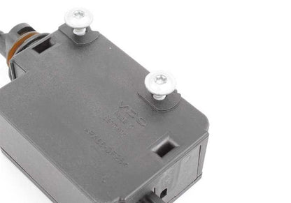 Actuador de Tapa de Llenado para BMW E83 (OEM 67116987634). Original BMW