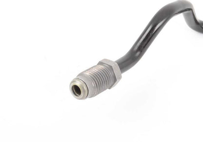 Tubo di pressione per servomotore OEM 37136765596 per BMW E60, E61, E63, E64. Compatibile con versioni 525D con motore M57. BMW originale.