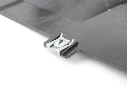 Tapa inferior izquierda OEM 51757898891 para BMW F01, F02, F04 (730d, 730i, 740d, xDrive). Pieza original BMW.