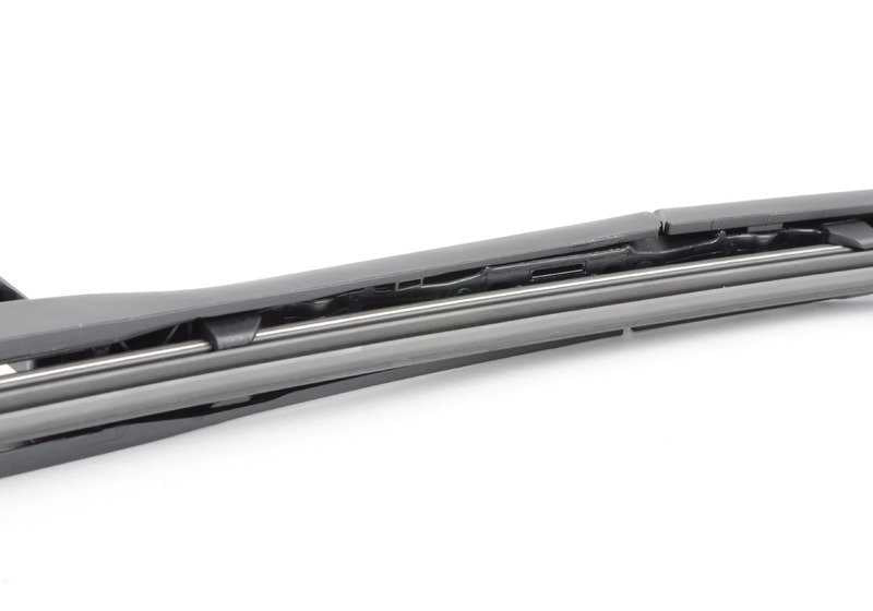 Front windshield wiper blades for BMW F15, F16, F85, F86. Original BMW.
