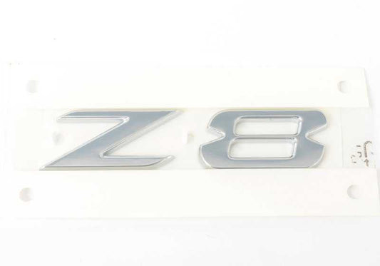 Emblema trasero "Z8" OEM 51147009130 para BMW Z8 E52. Original BMW.