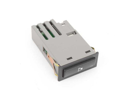 Interruptor de sonido espacial OEM 61318363679 para BMW E46. Original BMW.
