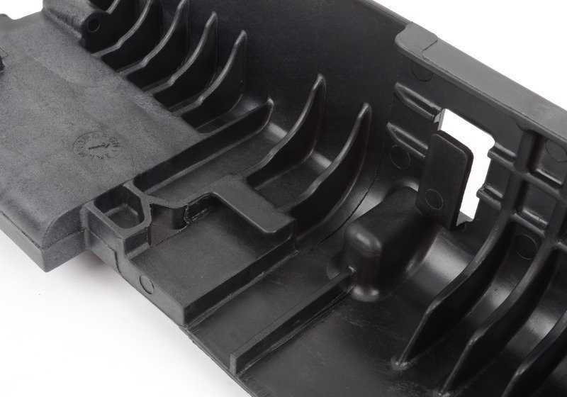Soporte del módulo de radiador OEM 17117593839 para BMW F25 (X3), F26 (X4). Original BMW.