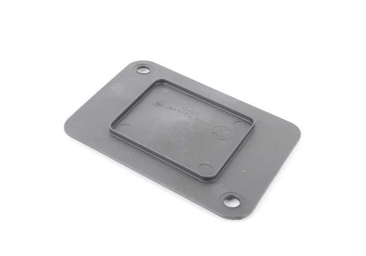 Tapa conducto aire freno OEM 51717213647 para BMW X3 F25 y X4 F26. Compatible con versiones sDrive18d, sDrive20i. Pieza original BMW.