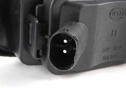 Antiniebla delantero izquierdo OEM 63178352023 para BMW E38 (728i, 730i) todos los modelos compatibles. Original BMW.
