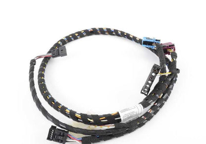 Cable de conexión para navegador OEM 61126907840 para BMW E38. Compatible con sistemas MKIII/BITII. Original BMW.