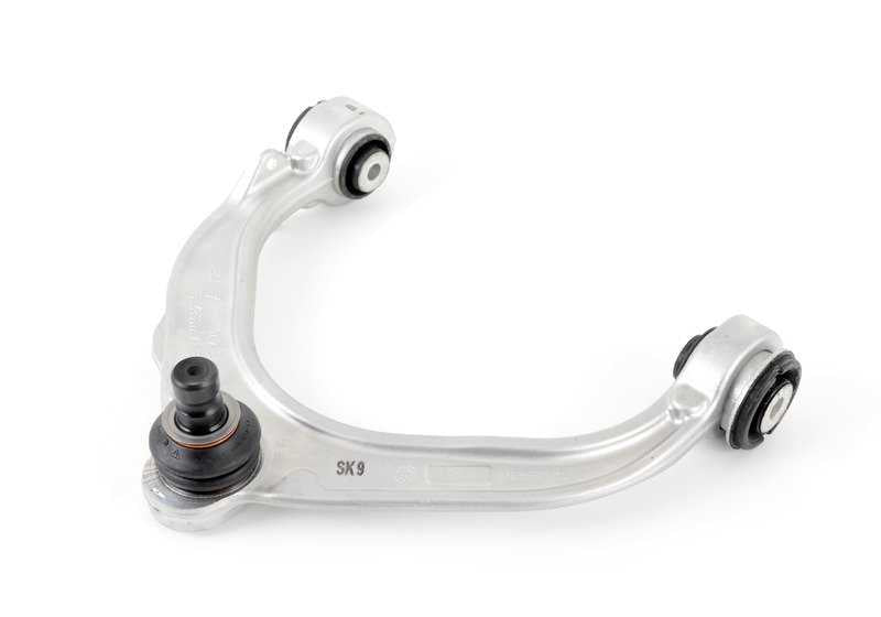 Brazos de suspensión delantero superior derecho con corrección de caída OEM 31126863336 para BMW X5 {E70, E70N, F15} y BMW X6 {E71, E72, F16}. Original BMW.