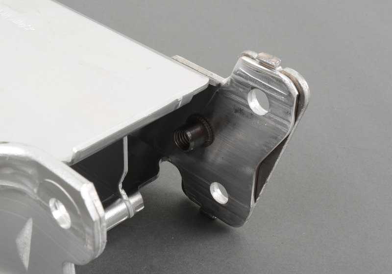 Elemento de deformación frontal izquierdo OEM 51117266195 para BMW F22, F23, F30, F31, F34, F32, F33, F36. Original BMW.
