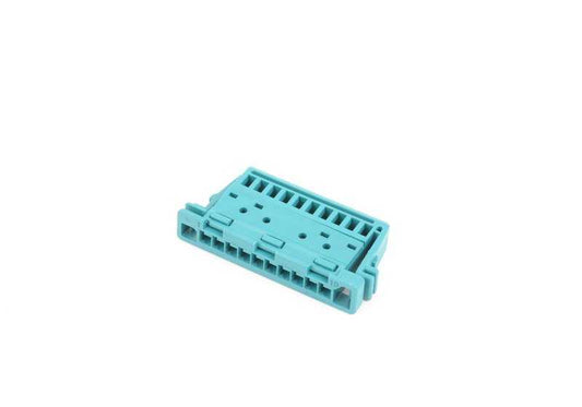 Conector hembra universal 10 pines sin codificar OEM 61139132577 para BMW F40, F44, G20, G21, G28, G80, G81, G22, G23, G26, G82, G83, F07, G60, G61, G68, G90, F01, F02, F04, G11, G12, G70, G14, G15, G16, U11, U12, F39, U10, G45, F95, G05, G18, F96, G
