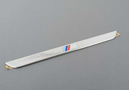 Embelluatore di ingresso frontale OEM 51477205263 per BMW X5 E70, X5 E70 LCI, X6 E71. BMW originale.