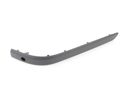 Moldura trasera derecha del paragolpes OEM 51127893320 para BMW E46 {316i, 318d} (todos los modelos compatibles indicados). Original BMW.