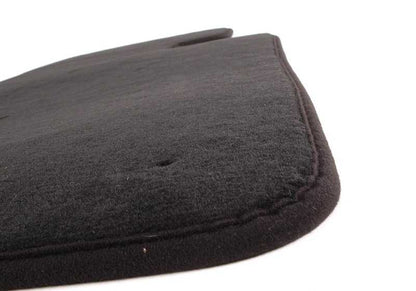 Carpetes originais OEM 51478201222 para BMW E46 (todos os modelos compatíveis: Berlina, Coupé, Touring, Compact e Cabrio). BMW original.