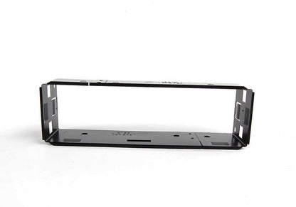 Marco soporte radio OEM 65121375737 para BMW E30, E36, E28, E34, E24, E23, E31. Compatible con sistemas de sonido originales y radios BMW. Original BMW.