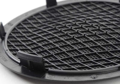 Rejilla altavoz medio izquierdo OEM 51416975347 para BMW E81, E82, E87, E87N, E88. Original BMW.