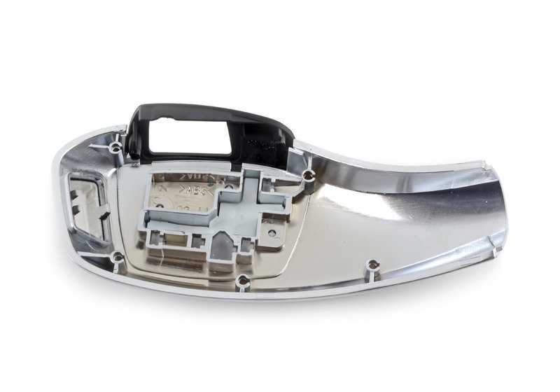 OME selector embellishing OEM 61319155449 for BMW E60, E61, E63, E64. Original BMW replacement. Ideal to restore the finish of automatic change.