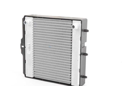 Radiador de líquido de arrefecimento deslocado para a esquerda para BMW F87N, F80, F87, F82, F83 (OEM 17112284603). BMW original