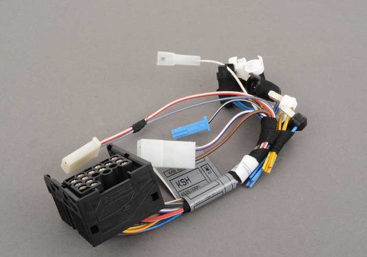 Stereo and HiFi System Adapter Cable for BMW E30, E36, 5 Series E34, 7 Series E32, 8 Series E31 (OEM 65129410558). Original BMW.