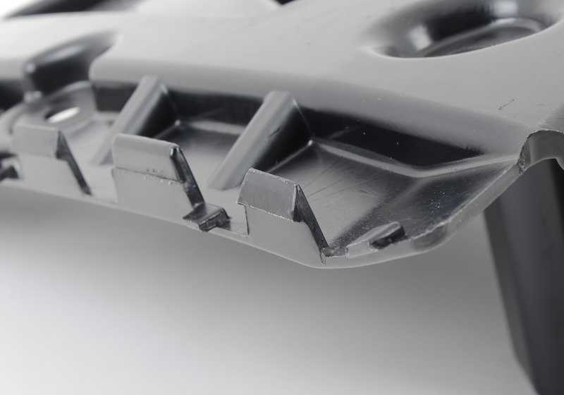 Left rear guide OEM 51122991779 for BMW X1 E84 SDRIVE16D, SDRive16I, SDRive18D (all compatible models). Original BMW piece.