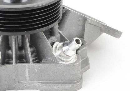 OEM Mechanische Wasserpumpe 11517801063 für BMW E90, E91, E92, E83, E70. Original BMW.