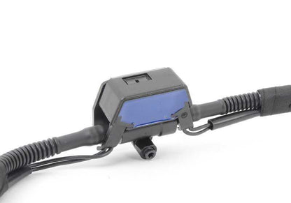 Windshield washer nozzle chain for BMW F30, F31, F35, F80 (OEM 61667276500). Original BMW.