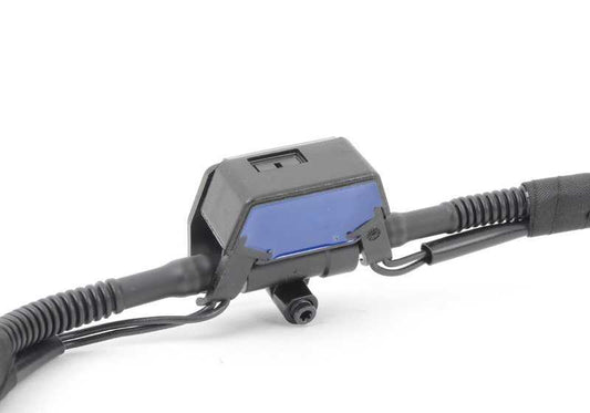 Windshield washer nozzle chain for BMW F30, F31, F35, F80 (OEM 61667276500). Original BMW.