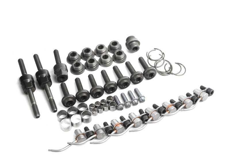 Bloque motor completo con pistones OEM 11112296653 para BMW E70 (X5 M) y E71 (X6 M). Compatible con motores S63. Original BMW.